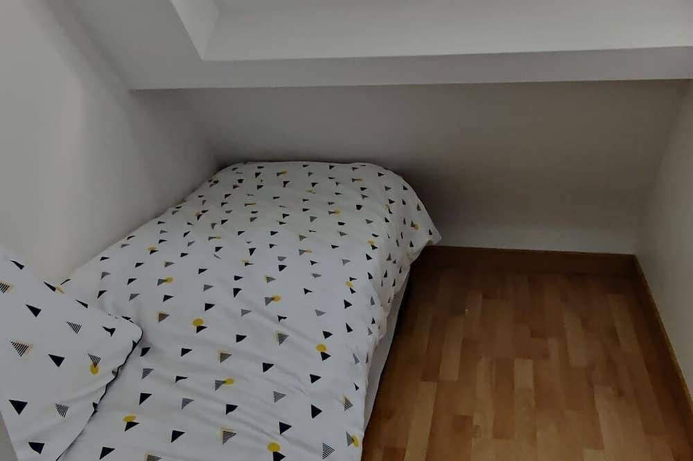 Entire apartment, Magnificent sea view, direct access to the beach. 4-person apartment in Damgan, Côte des Mégalithes