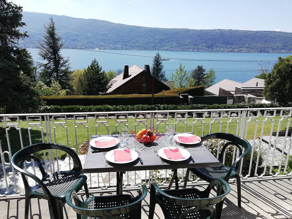 Maison La Veyrolaine in Veyrier-du-Lac, Région d'Annecy