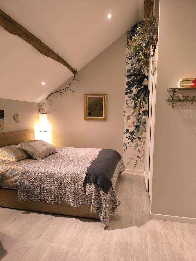 Gîte pour 2 personnes, avec vue et jardin à Vieille-Église-en-Yvelines