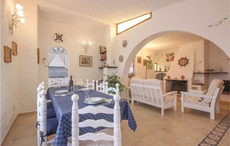 Appartamento intero, Appartamento sulla spiaggia con aria condizionata e caminetto in San Teodoro, Olbia-Tempio
