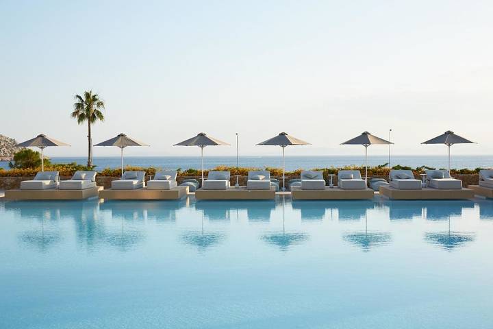 Hotel für 2 Personen, mit Balkon und Terrasse sowie Garten und Pool in Anavyssos