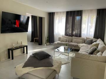 Gîte pour 6 personnes, avec vue et terrasse à Port-de-Bouc