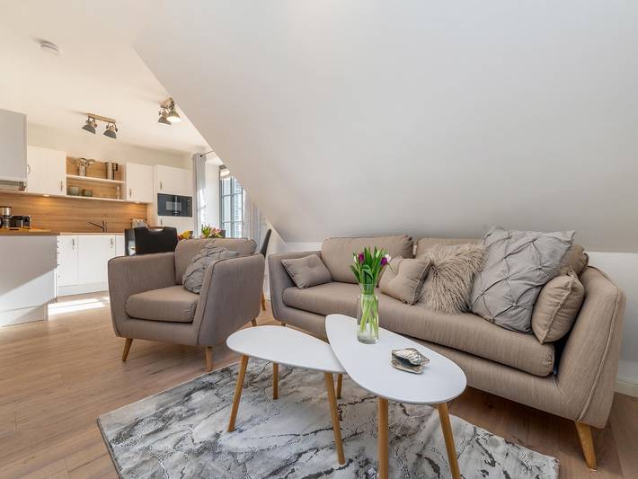 Ganze Wohnung, Modernes Ferienhaus Sommerwiese Mohnblume in Zingst nahe der Ostsee genießen in Zingst, Fischland - Darß - Zingst