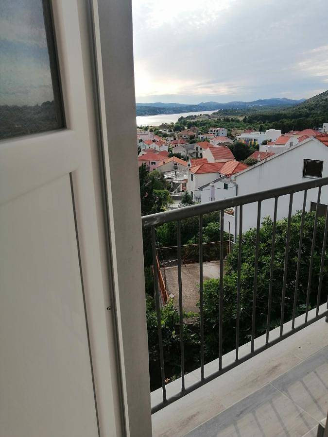 Maison d’hôte pour 2 personnes, avec balcon et vue à Šibenik - 3