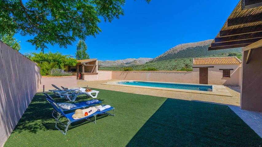 Chalet para 8 personas, con Terraza y Piscina en Loja - 3