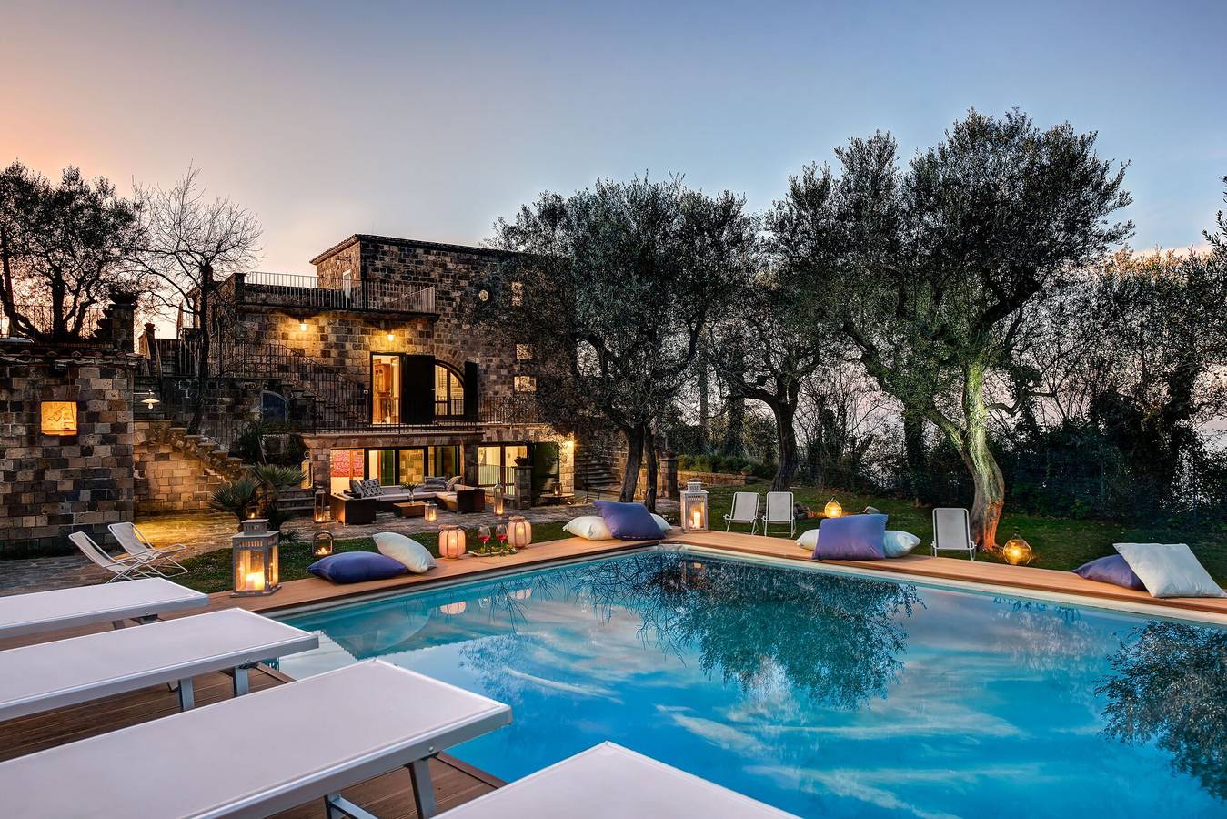 Villa für 12 Personen mit Balkon in Neapel Provinz