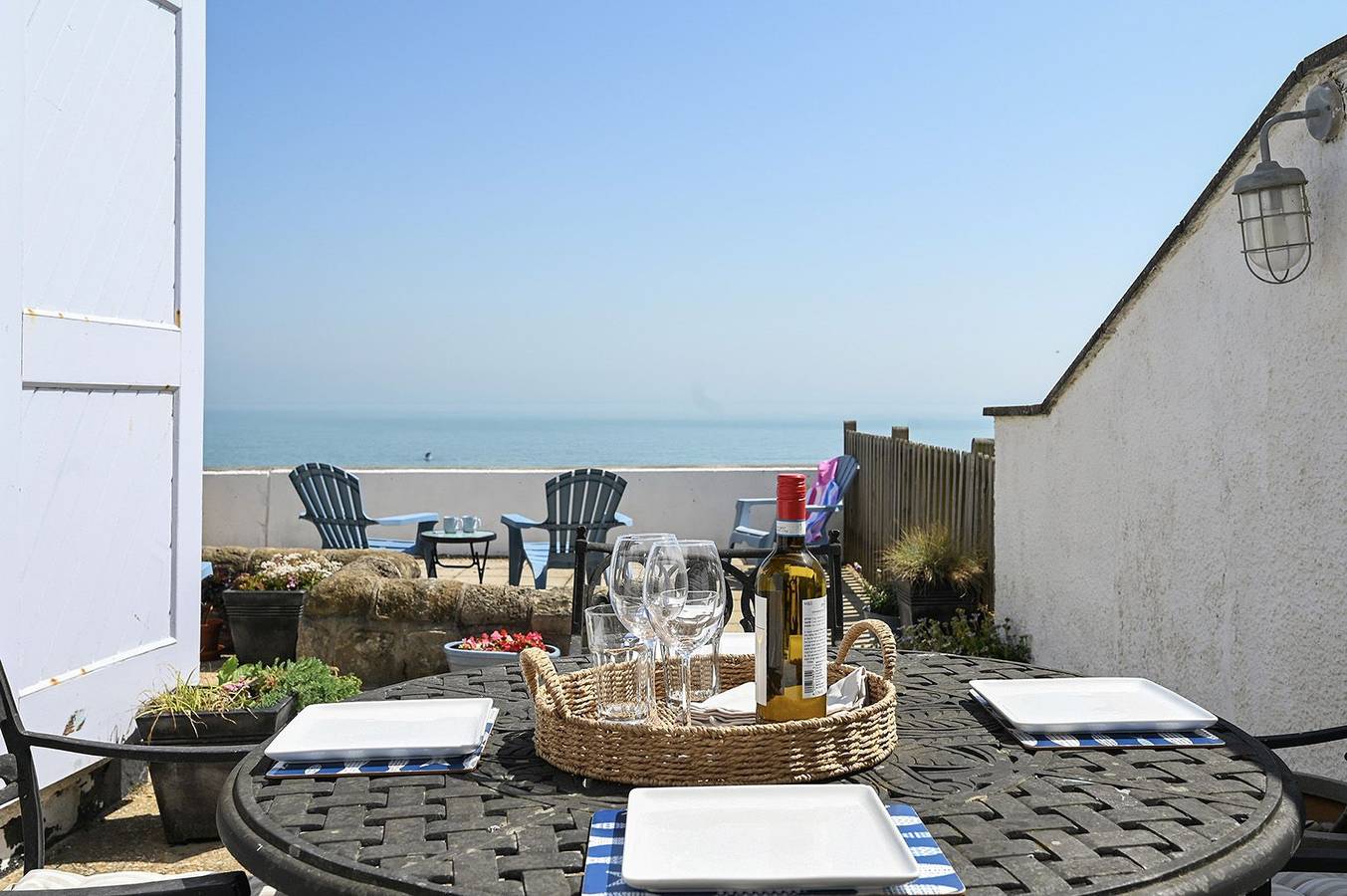 Driftwood Cottage in Sandgate, Kent