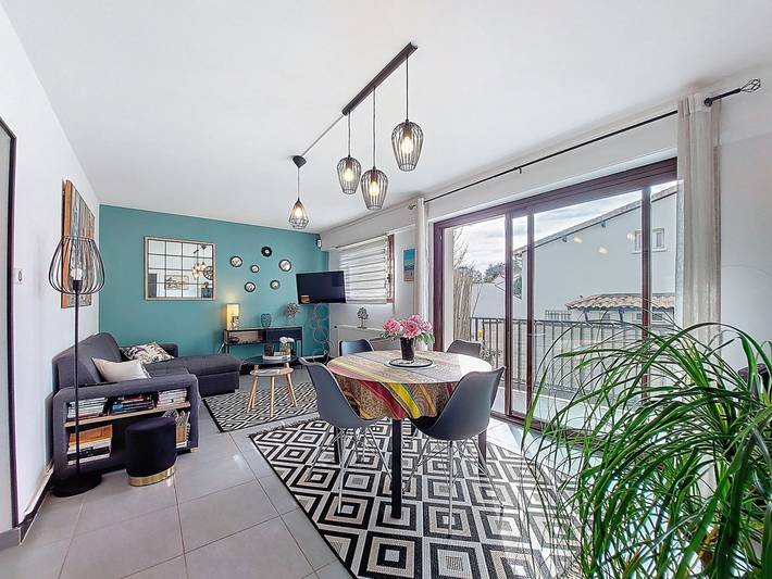 Gîte pour 4 personnes, avec balcon dans Plage Pontaillac