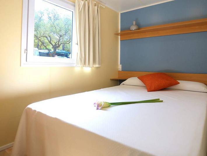 Mobil home pour 6 personnes, avec bassin pour enfant dans Sant Antoni de Calonge - 4