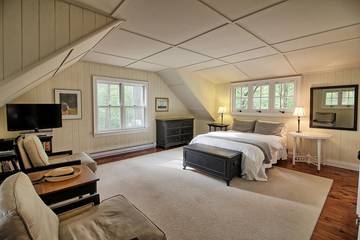 Cottage for 10 Guests in Gravenhurst, Muskoka, Picture 2