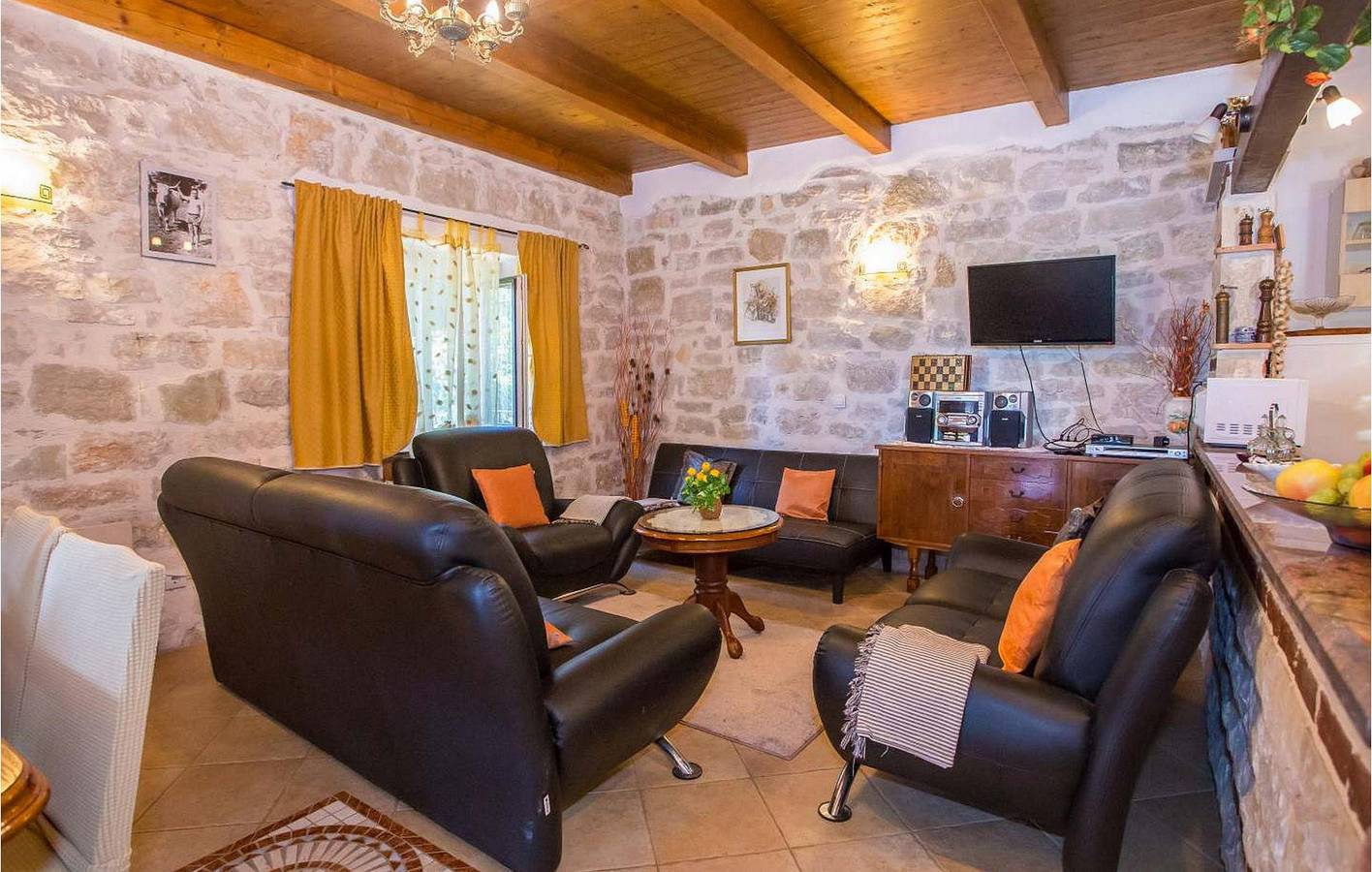 Ferienhaus für 4 Personen mit Garten in Dracevac, Porec und Umgebung