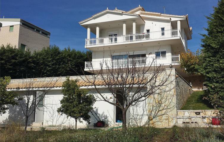 Appartement am Pool mit Terrasse und AC, 400m zur Küste in Theologos, Fthiotida