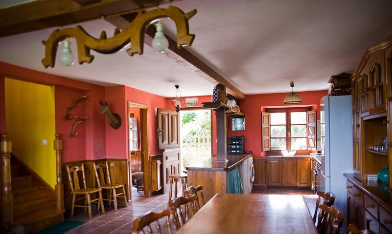 Casa rural para 12 personas, con jardín y balcón en Sierra del Sueve - 4