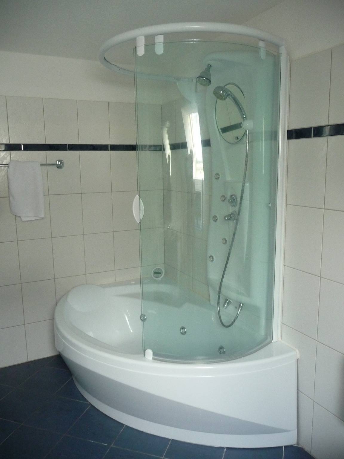 Entire apartment, Holiday Apartment "Haus Dachsberg 331 Todtmoos" with Balcony & Wi-Fi in Todtmoos, Southern Black Forest
