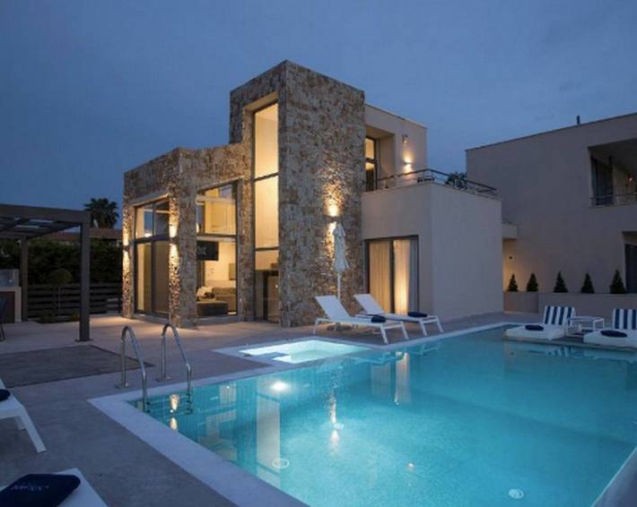 Ferienhaus für 8 Personen, mit Meerblick und Balkon sowie Terrasse und Garten