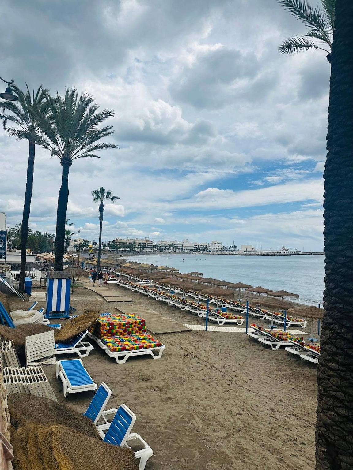 Entire apartment, Holiday apartment for 4 people with balcony in Benalmádena Costa, Benalmádena
