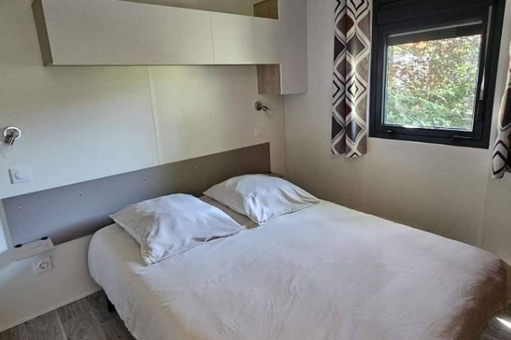 Mobile home 34m² with terrace for 6 people, Charlieu in Charlieu, Roanne region