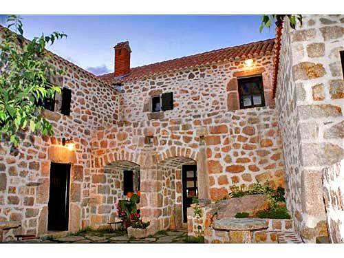 Ferienhaus für 9 Personen, mit Terrasse und Garten, mit Haustier in Starigrad