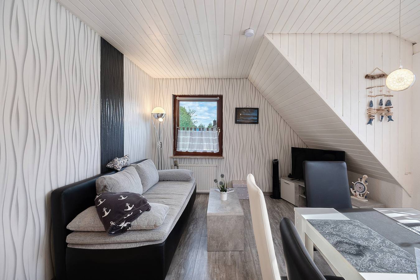 Ganze Wohnung, Ferienwohnung 'Ruhig gelegene Wohnung in Deichnähe' in Wremen, Cuxland