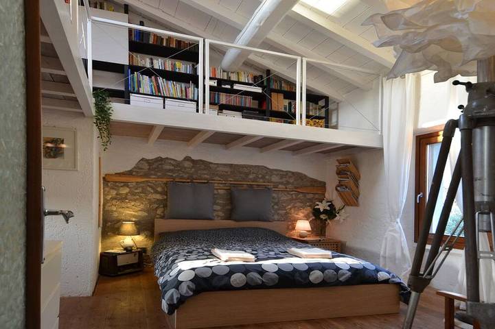 Casa Gaino: Rustico in der Altstadt, mit wunderschönem Gardaseeblick in Toscolano-Maderno, Gardasee-Berge