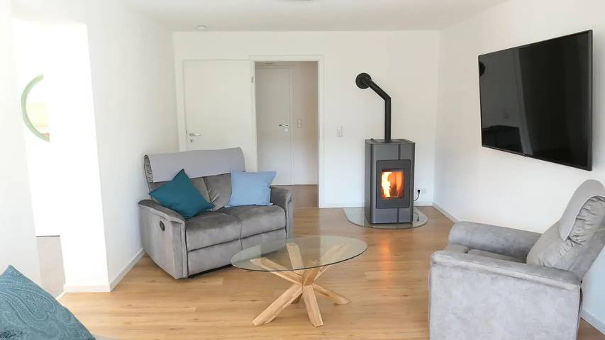 Hütte für 6 Personen, mit Terrasse am Forggensee - 2