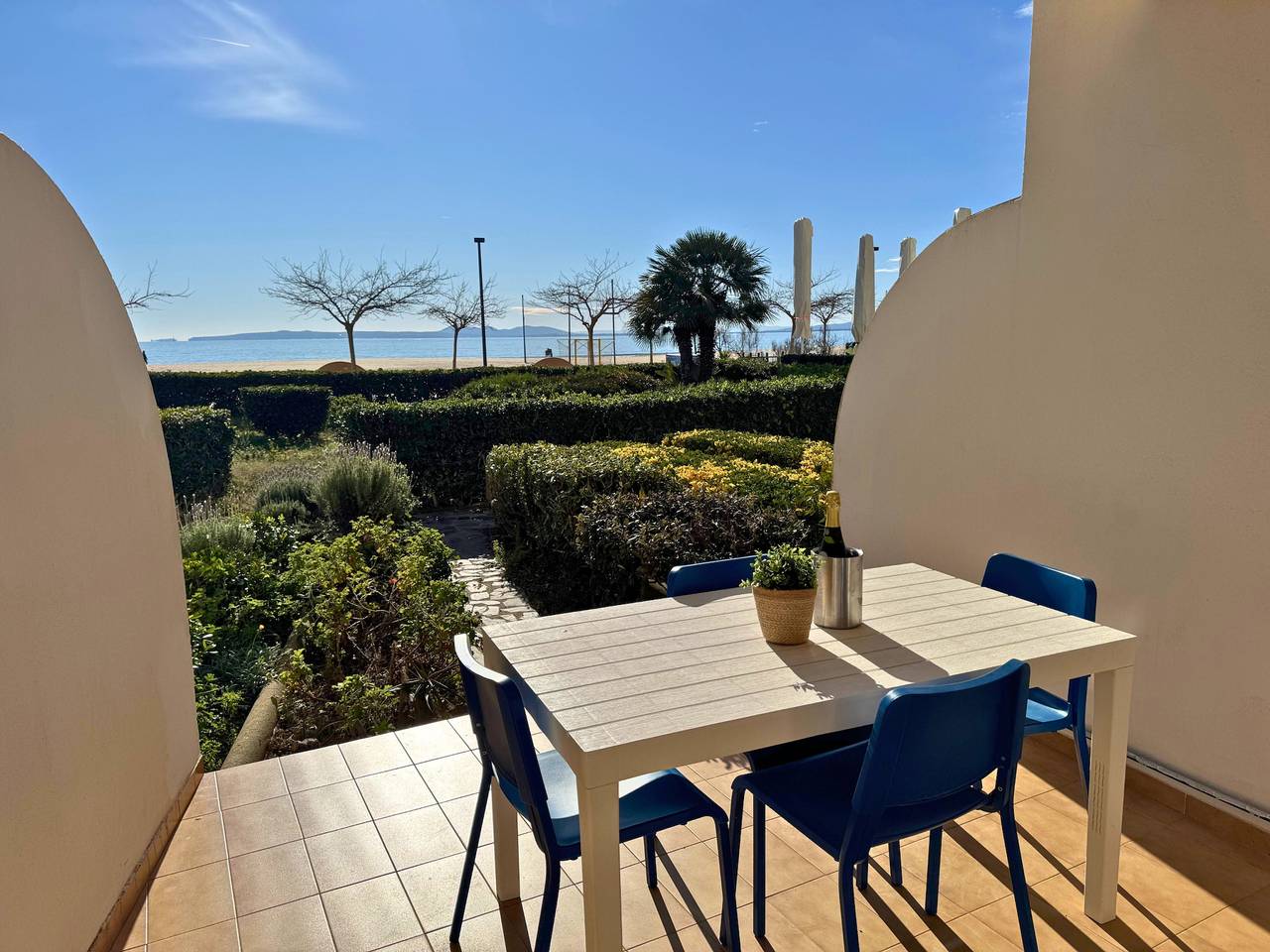 Apartamento entero, Apartamento de vacaciones para 6 personas con jardín in Roses, Alt Empordà