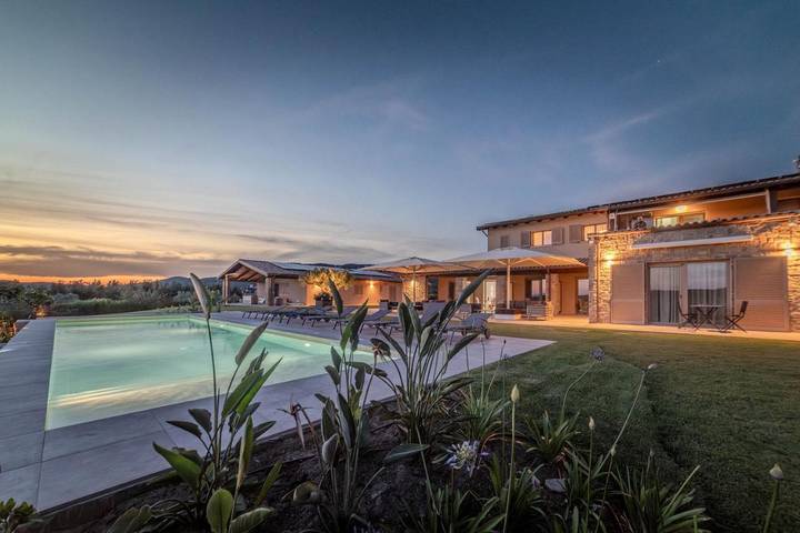 B&b per 2 persone, con Terrazza e Giardino nonché Piscina e Panorama a Castiglione della Pescaia
