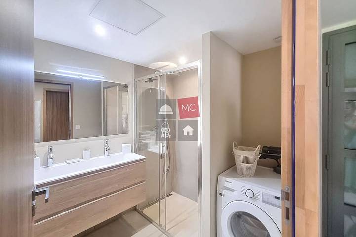 Gîte pour 2 personnes, avec terrasse et jardin dans Golf De Beauvallon - 3