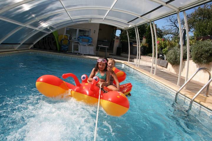 Appartement de vacances pour 4 personnes, avec piscine et jardin, adapté aux familles dans l' Ain - 2