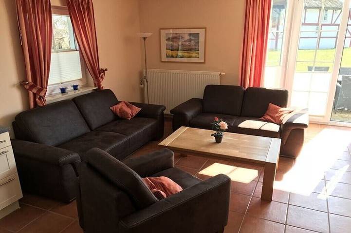 Ferienhaus für 7 Personen, mit Terrasse und Sauna in Garz/Rügen - 4