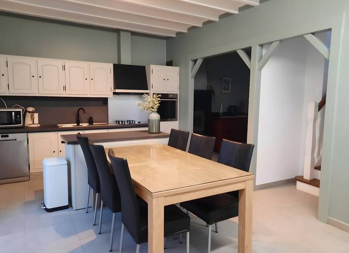 Casa Vacanze 'Gîtes L'autre Vie - Copines 8-10' con Terrazza Privata, Giardino e Wi-Fi in Bourseul, Dinan e dintorni