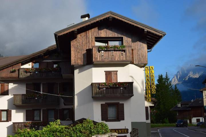 Hôtel pour 2 personnes, avec jardin à Auronzo di Cadore - 2
