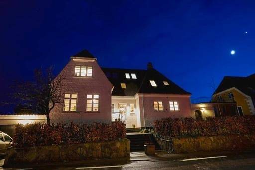 Bed and breakfast for 3 personer, med Terrasse og Have samt Udsigt i Thurø