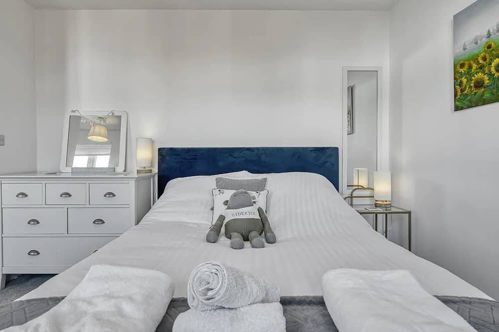 Modern Manchester House with Airport Links - Pass the Keys in Stockport, Greater Manchester