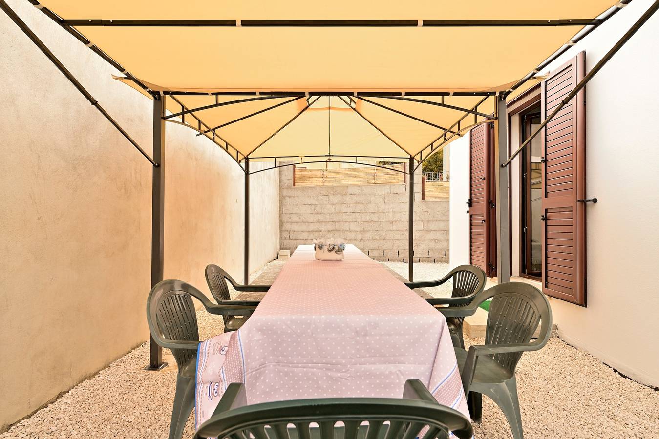 Ferienhaus 'Ogliastra' mit Bergblick, privatem Garten und Klimaanlage in Bari Sardo, Ogliastra Provinz