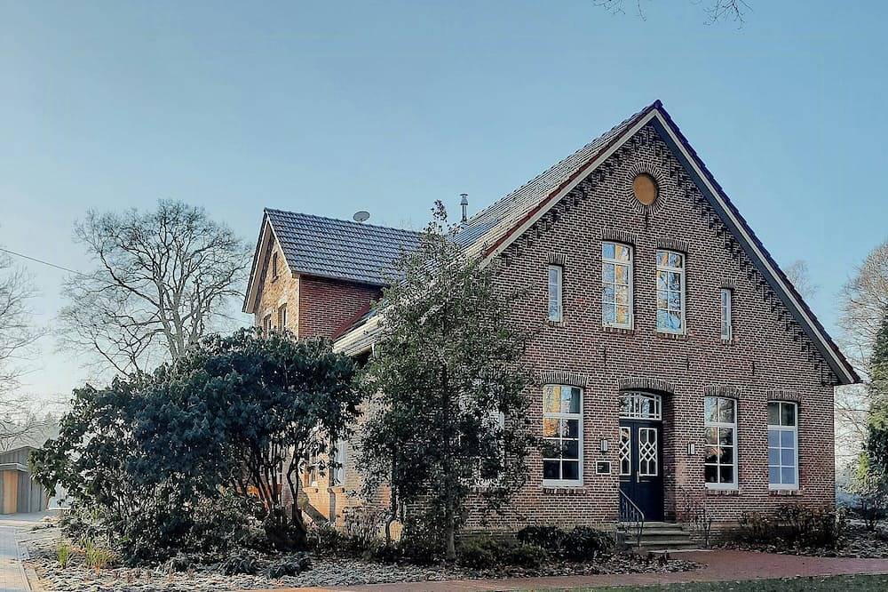 Ganze Wohnung, Auszeit in Ostfriesland: Edles Apartement am See in Friedeburg, Nordseeküste