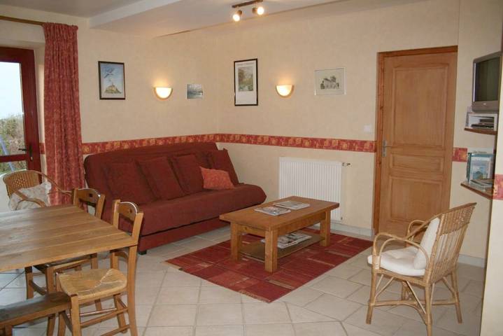 Location de vacances pour 5 personnes, avec jardin ainsi que vue et piscine, animaux acceptés à Servon - 2