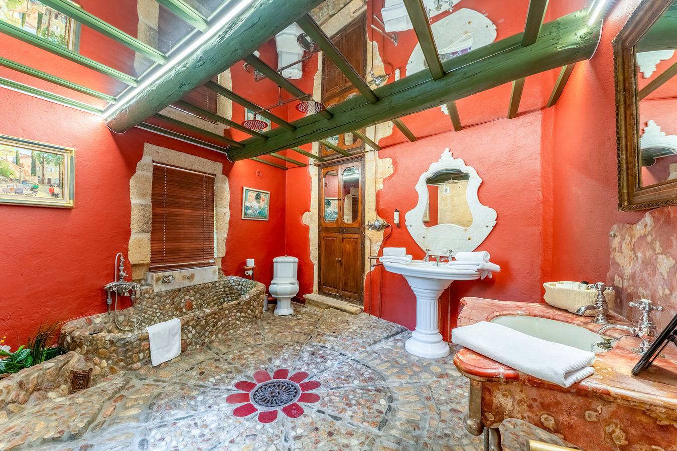 Habitación Galet Rose con piscina compartida, Wi-Fi y aire acondicionado in Collias, Region de Nimes