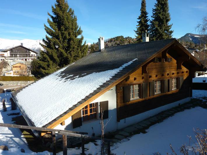 Maisonnette n° 19,  Chalet neben dem Spielplatz gelegen in Chalais (Schweiz), Walliser Alpen
