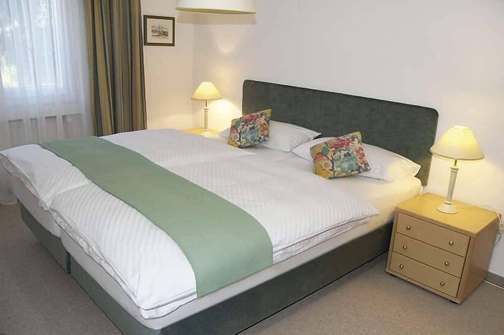 Ganze Wohnung, Apartment Piz Mundaun, 83qm, 2 Schlafzimmer, max. 4 Personen in Sagogn, Flims Laax Falera