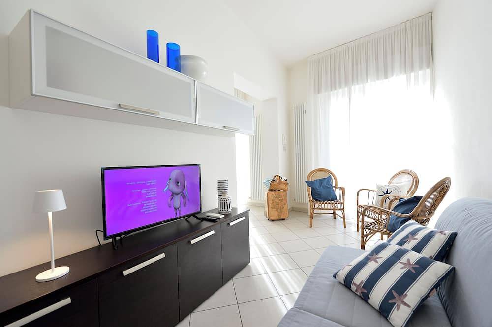 Apartamento entero, Trilo_Mina 3 - Two Bedroom Apartment, Sleeps 5 in Cattolica (Italia), Provincia de Rimini
