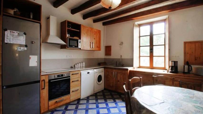 Gîte pour 11 personnes à Yenne - 4