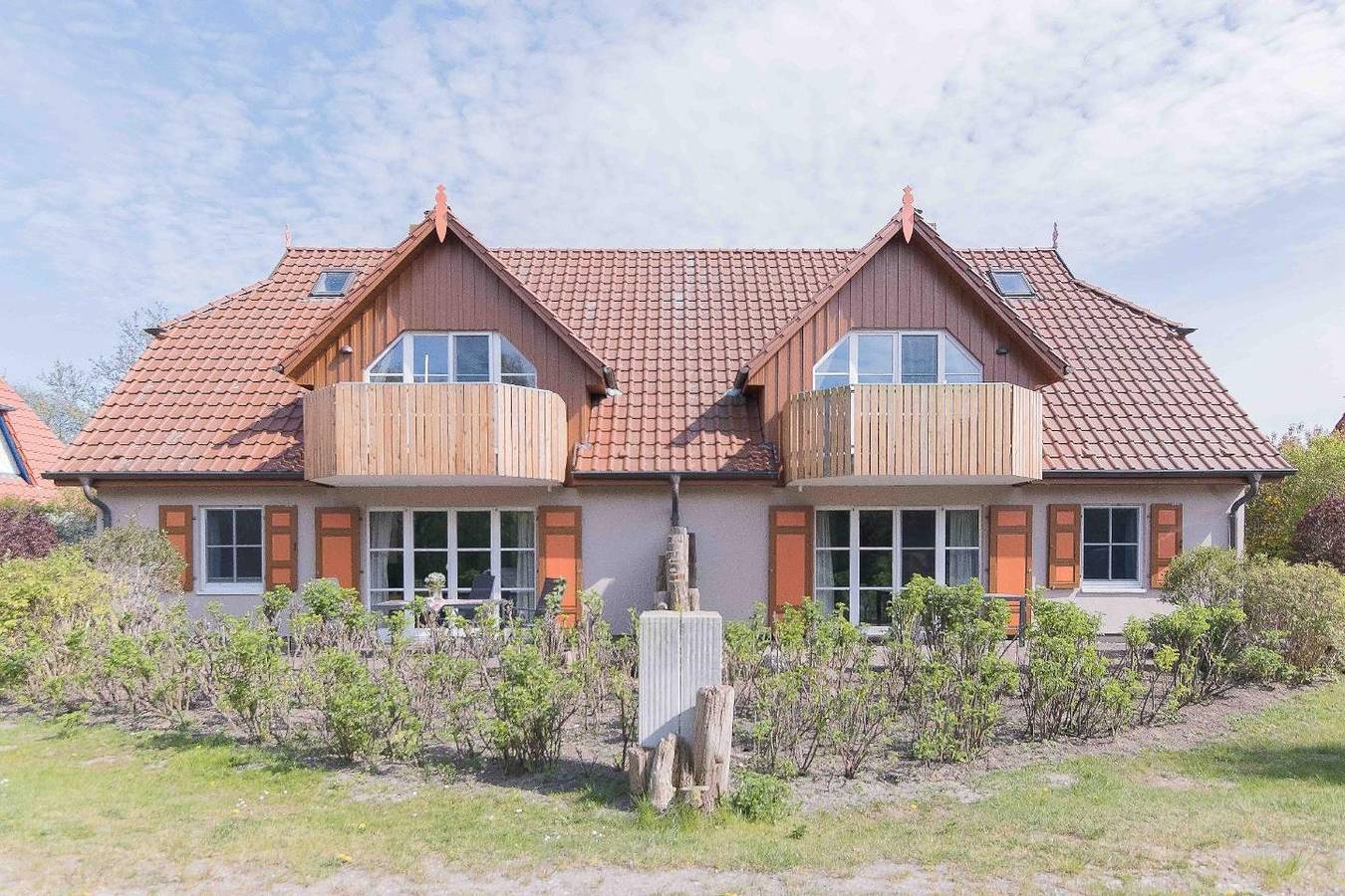 Ganze Wohnung, Dachgeschoss-Wohnung Lf 5.2 im Haus Windflüchter im Ostseebad Wustrow in Ostseebad Wustrow, Wustrow