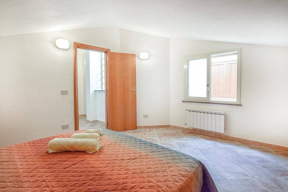 Apartamento entero, Precioso apartamento de 1 dormitorio en San Nicola L'Arena. in Trabia, Provincia de Palermo