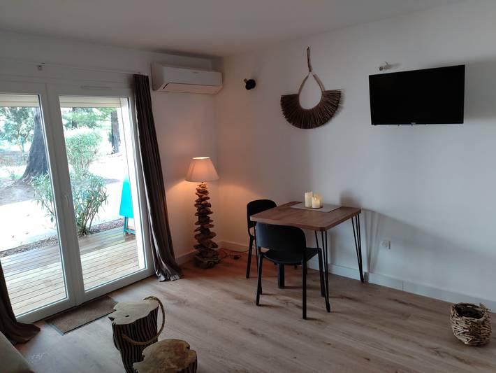 Gîte pour 2 personnes, avec terrasse et jardin dans Cala Rossa - 4