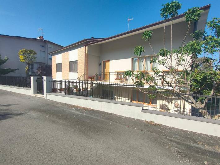 Chambre d’hôte pour 2 personnes, avec terrasse et jardin à Fano - 3