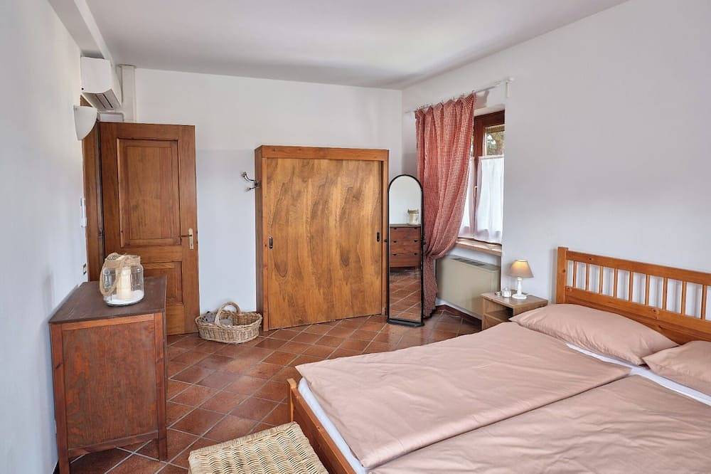 Ganze Wohnung, Sun, Lake Garda Sweet Home - Cason Degli Ulivi in Cavaion Veronese, Gardasee-Berge