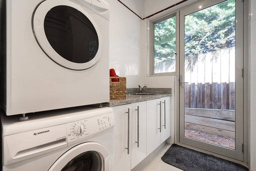 Holiday Home for 11 People in Melbourne, Mornington Peninsula