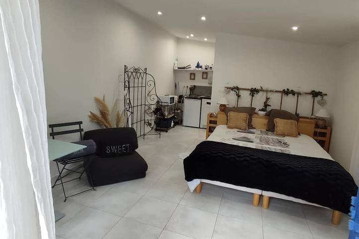 Ganze Wohnung, Studio ind. in villa Castelnau center, pkg free ext, near cl. du Parc. in Castelnau-le-Lez, Mittelmeerküste (Frankreich)