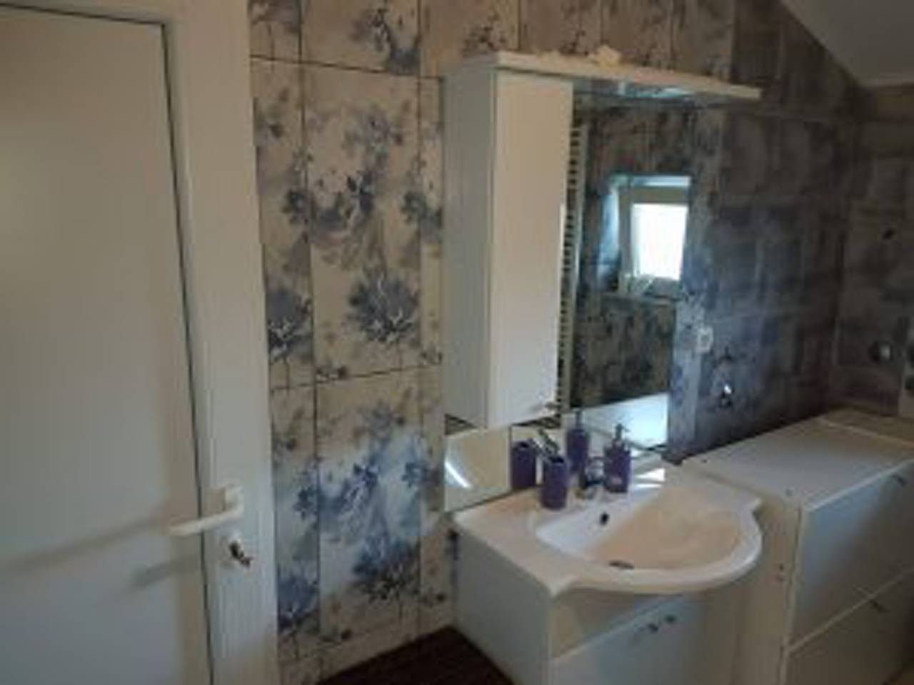 Ganze Wohnung, Modernes Apartment mit Gartenblick in Belišće - 76 m² in Osijek-Baranja